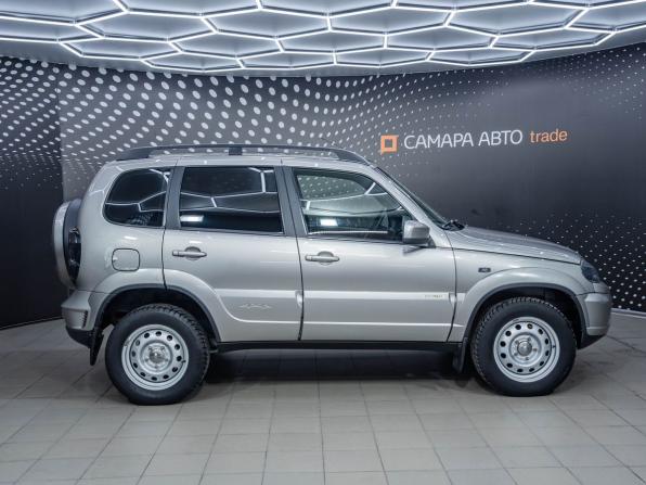 Chevrolet Niva I Рестайлинг с пробегом 2017 года, цена 663 000 рублей, 99764 км, внедорожник, Автокод Объявления