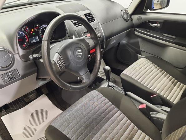 Suzuki SX4 I (Classic) Рестайлинг с пробегом 2011 года, цена 678 000 рублей, 175000 км, хэтчбек, Автокод Объявления