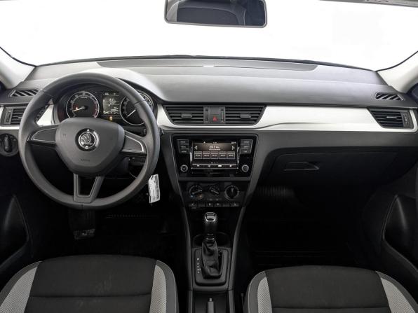 Skoda Rapid I Рестайлинг с пробегом 2019 года, цена 1 430 000 рублей, 50978 км, лифтбек, Автокод Объявления