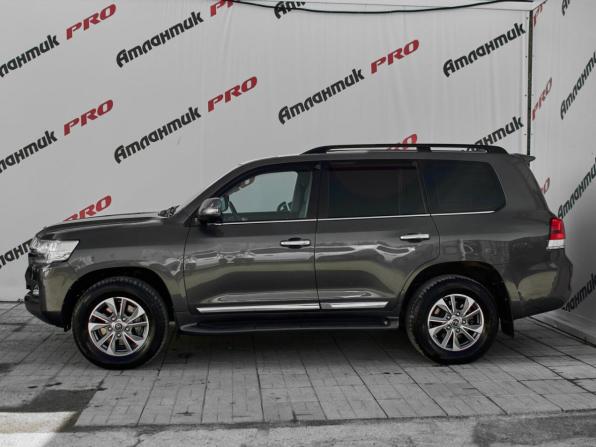 Toyota Land Cruiser 200 Series Рестайлинг 2 с пробегом 2019 года, цена 7 000 000 рублей, 86824 км, внедорожник, Автокод Объявления