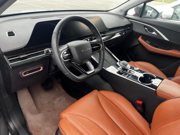 Omoda C5 I с пробегом 2023 года, цена 1 786 000 рублей, 46540 км, внедорожник, Автокод Объявления