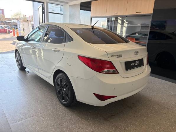 Hyundai Solaris I Рестайлинг с пробегом 2016 года, цена 945 000 рублей, 163207 км, седан, Автокод Объявления