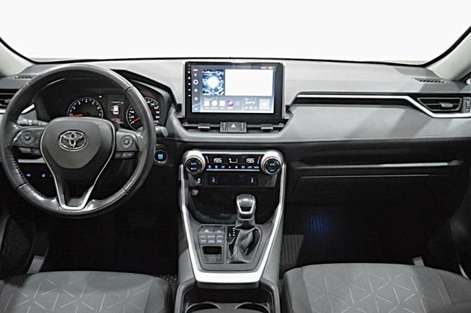 Toyota RAV4 V (XA50) с пробегом 2021 года, цена 3 499 000 рублей, 43000 км, внедорожник, Автокод Объявления