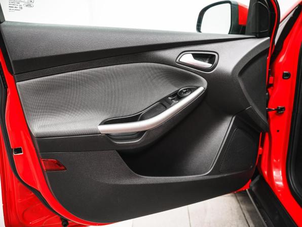 Ford Focus III с пробегом 2012 года, цена 679 000 рублей, 190455 км, хэтчбек, Автокод Объявления