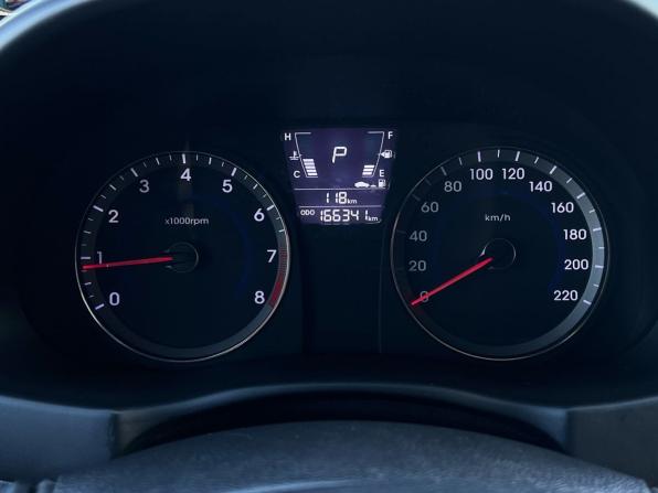 Hyundai Solaris I с пробегом 2012 года, цена 929 000 рублей, 166341 км, седан, Автокод Объявления