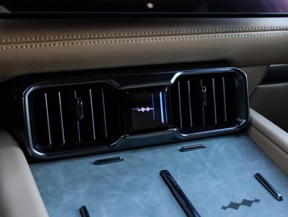 BYD FangChengBao Leopard 8 с пробегом 2024 года, цена 6 500 000 рублей, 36800 км, внедорожник, Автокод Объявления