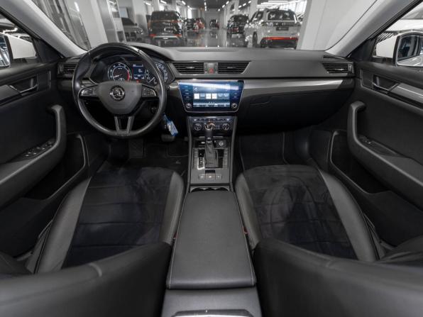 Skoda Superb III с пробегом 2018 года, цена 2 500 000 рублей, 105000 км, лифтбек, Автокод Объявления