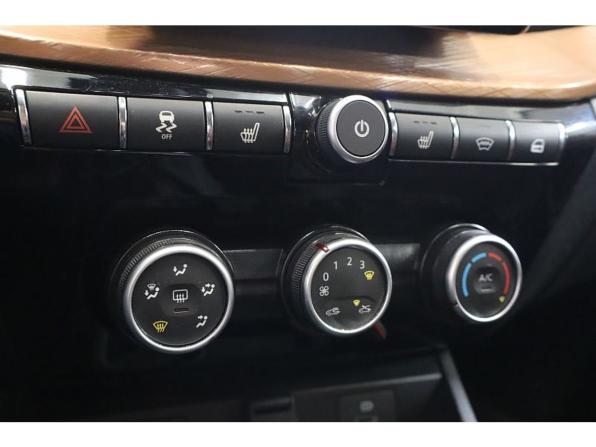 Lada (ВАЗ) Vesta I Рестайлинг (NG) с пробегом 2024 года, цена 1 599 000 рублей, 7000 км, универсал, Автокод Объявления