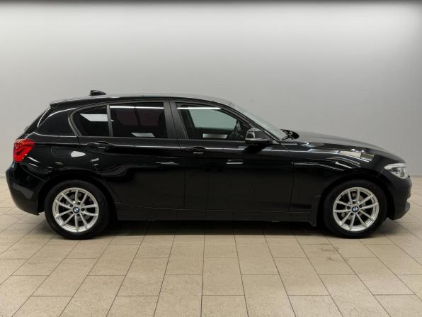 BMW 1 серии II (F20/F21) Рестайлинг с пробегом 2017 года, цена 1 699 000 рублей, 79798 км, хэтчбек, Автокод Объявления