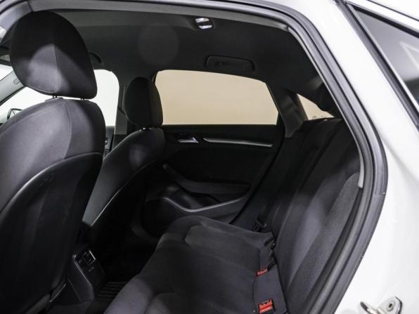 Audi A3 III (8V) Рестайлинг с пробегом 2019 года, цена 1 650 000 рублей, 118000 км, седан, Автокод Объявления