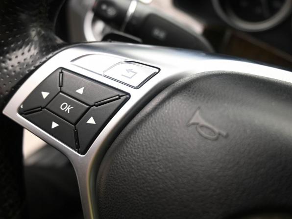 Mercedes-Benz E-Класс IV (W212 S212 C207) Рестайлинг с пробегом 2013 года, цена 1 855 900 рублей, 319000 км, седан, Автокод Объявления