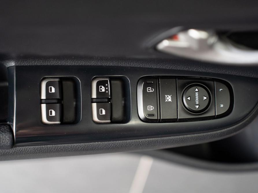 Kia Rio IV Ростов-на-Дону  - изображение 14