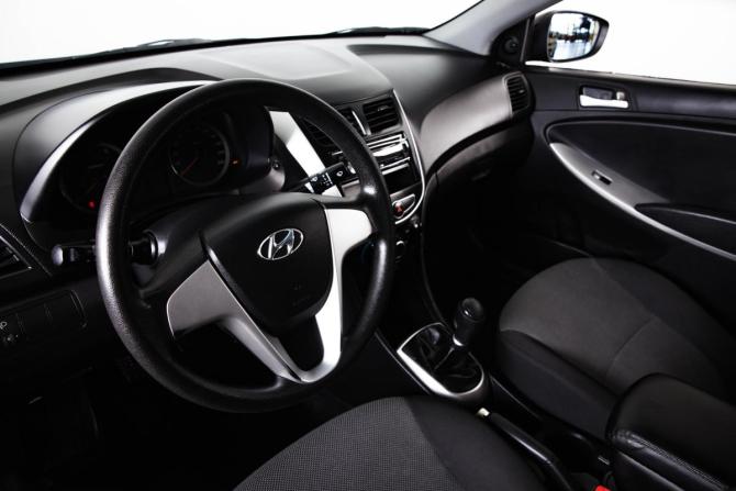Hyundai Solaris I с пробегом 2011 года, цена 649 000 рублей, 189234 км, седан, Автокод Объявления