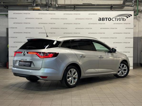 Renault Megane IV с пробегом 2018 года, цена 1 199 000 рублей, 157211 км, универсал, Автокод Объявления