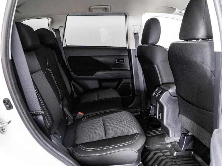 Mitsubishi Outlander III Рестайлинг 3 Санкт-Петербург  - изображение 21