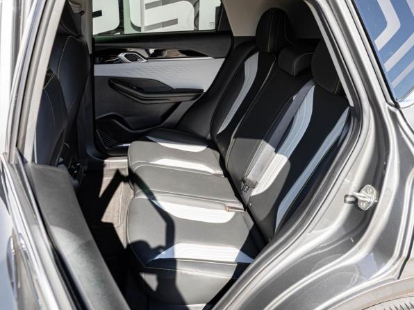 Geely Coolray I Рестайлинг с пробегом 2023 года, цена 2 100 000 рублей, 24232 км, внедорожник, Автокод Объявления