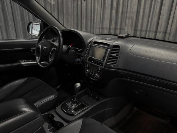 Hyundai Santa Fe II с пробегом 2008 года, цена 899 000 рублей, 210000 км, внедорожник, Автокод Объявления