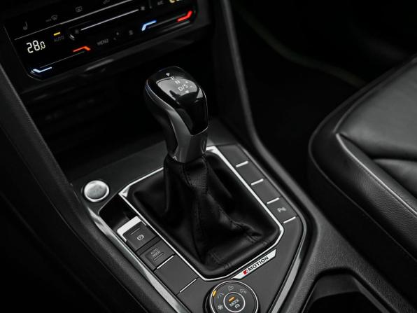 Volkswagen Tiguan II Рестайлинг с пробегом 2021 года, цена 2 750 000 рублей, 98908 км, внедорожник, Автокод Объявления
