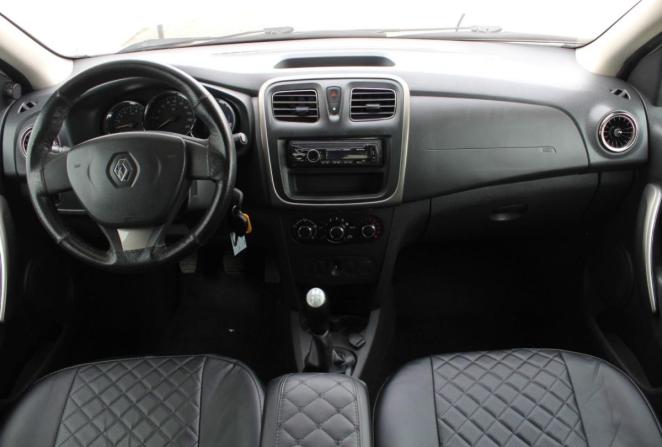 Renault Logan II с пробегом 2016 года, цена 580 000 рублей, 175146 км, седан, Автокод Объявления