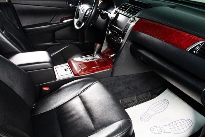 Toyota Camry VII (XV50) с пробегом 2013 года, цена 1 649 000 рублей, 245000 км, седан, Автокод Объявления