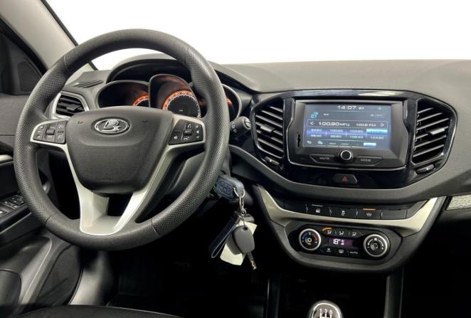 Lada (ВАЗ) Vesta I с пробегом 2019 года, цена 1 100 000 рублей, 122900 км, универсал, Автокод Объявления