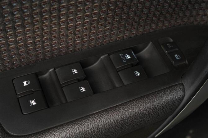 Chevrolet Captiva I Рестайлинг с пробегом 2012 года, цена 1 299 000 рублей, 190000 км, внедорожник, Автокод Объявления