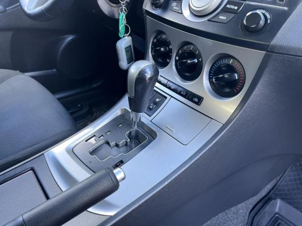 Mazda 3 II (BL) с пробегом 2011 года, цена 930 000 рублей, 159202 км, седан, Автокод Объявления