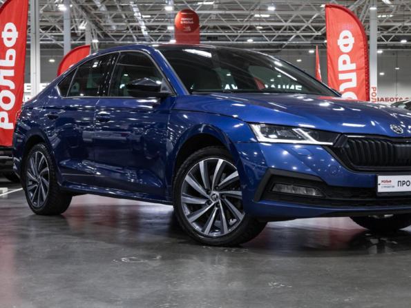 Skoda Octavia IV (A8) с пробегом 2022 года, цена 3 059 100 рублей, 79230 км, лифтбек, Автокод Объявления