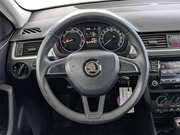 Skoda Rapid I Рестайлинг с пробегом 2018 года, цена 1 130 000 рублей, 151199 км, лифтбек, Автокод Объявления