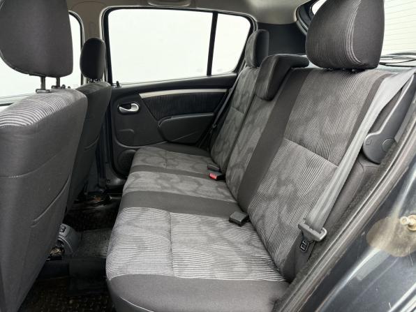 Renault Sandero I с пробегом 2010 года, цена 610 000 рублей, 90761 км, хэтчбек, Автокод Объявления