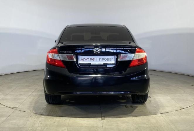 Honda Civic IX с пробегом 2012 года, цена 850 000 рублей, 211034 км, седан, Автокод Объявления