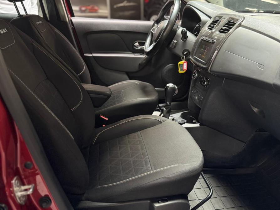 Renault Sandero II Рестайлинг Санкт-Петербург  - изображение 14