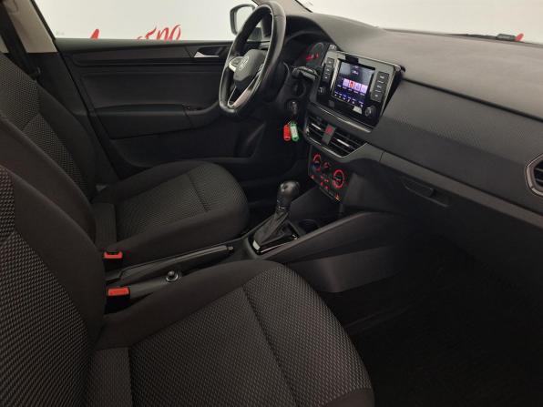 Volkswagen Polo VI с пробегом 2021 года, цена 1 359 000 рублей, 115256 км, лифтбек, Автокод Объявления