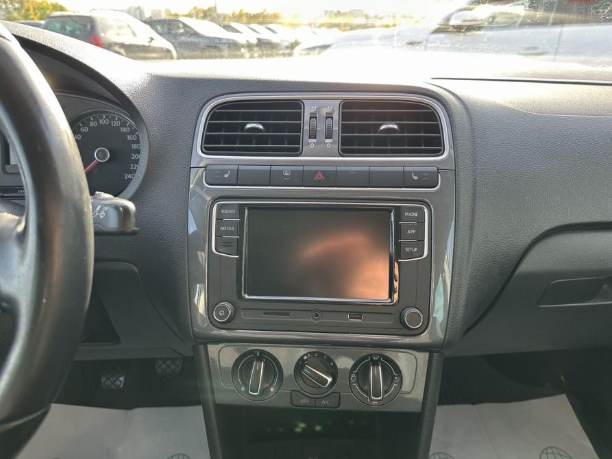 Volkswagen Polo V Рестайлинг Москва  - изображение 18