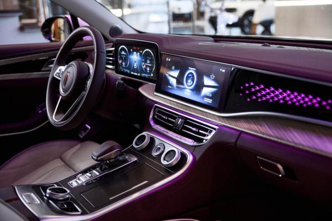 Новый Hongqi H9 I 2024 года, цена 5 880 000 рублей, седан, Автокод Объявления