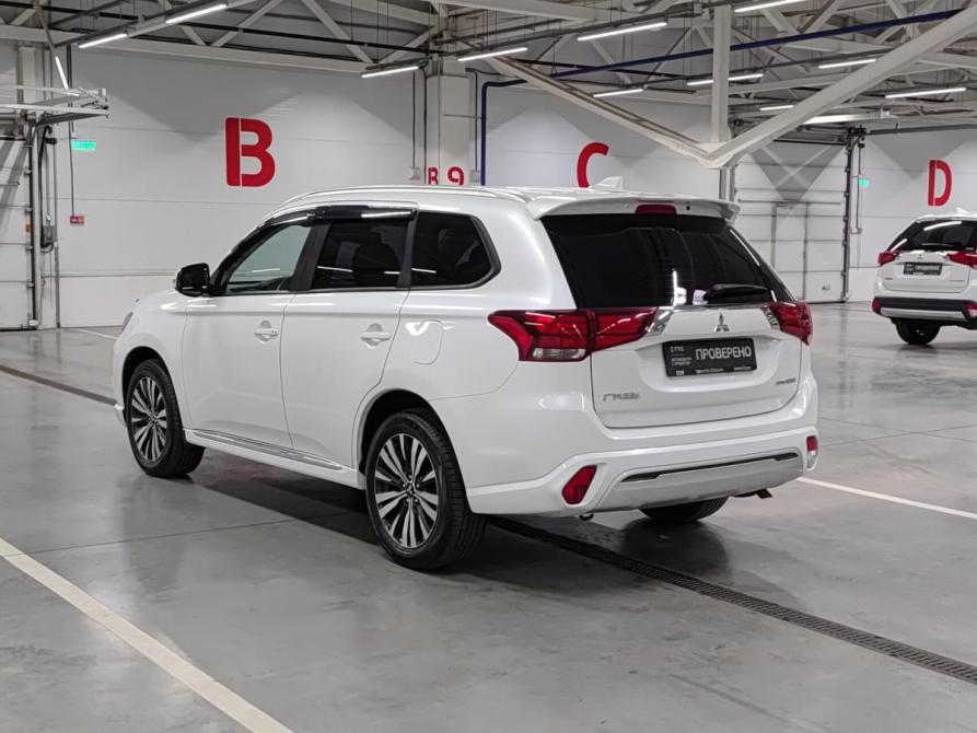 Mitsubishi Outlander III Рестайлинг 3 Казань  - изображение 8