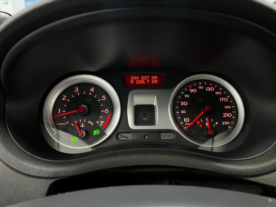 Renault Clio III Казань  - изображение 12