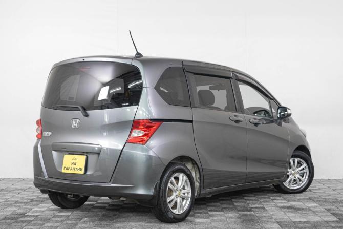 Honda Freed I Рестайлинг с пробегом 2010 года, цена 1 029 000 рублей, 171000 км, компактвэн, Автокод Объявления