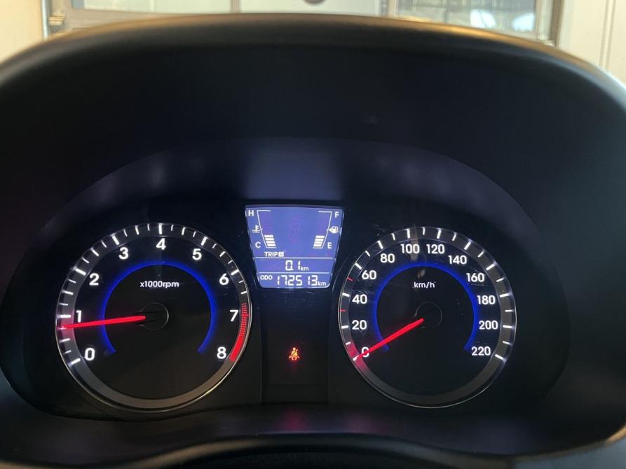 Hyundai Solaris I Чебоксары  - изображение 11