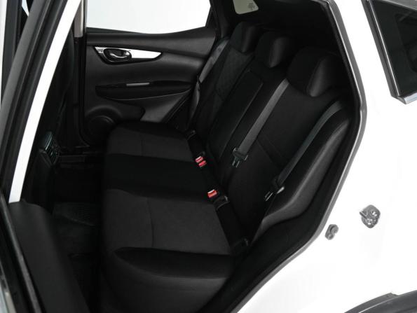 Nissan Qashqai II с пробегом 2016 года, цена 1 789 000 рублей, 100727 км, внедорожник, Автокод Объявления