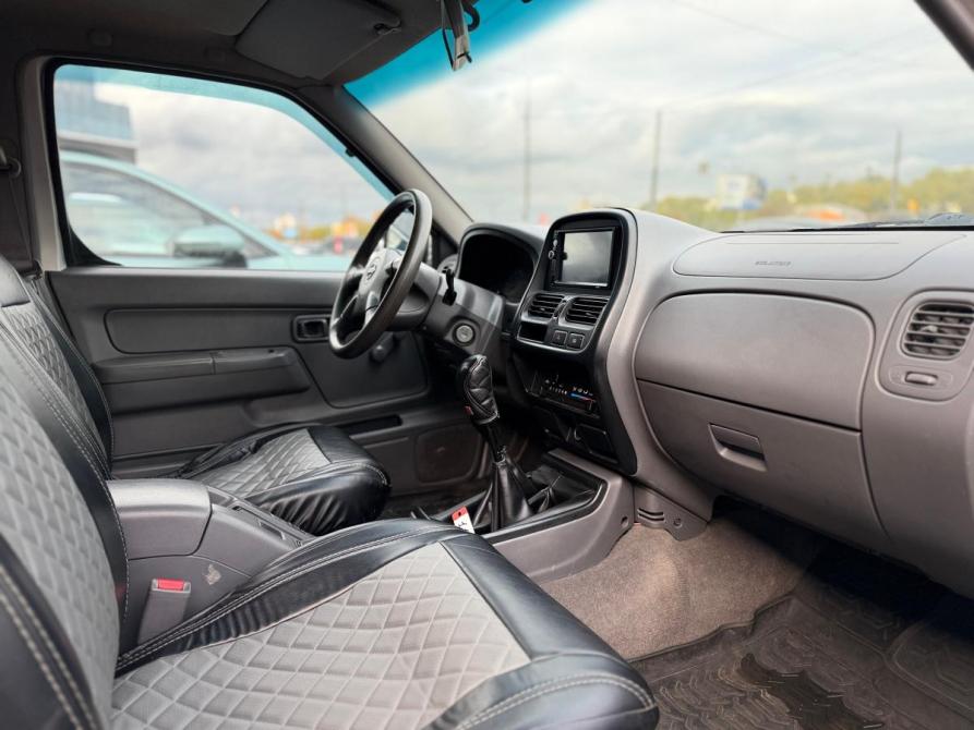 Nissan NP300 Череповец  - изображение 12