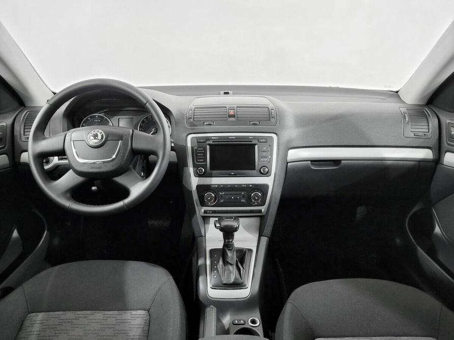 Skoda Octavia II (A5) Рестайлинг Москва  - изображение 5