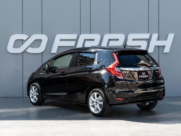 Honda Fit III Рестайлинг с пробегом 2017 года, цена 1 340 000 рублей, 102170 км, хэтчбек, Автокод Объявления