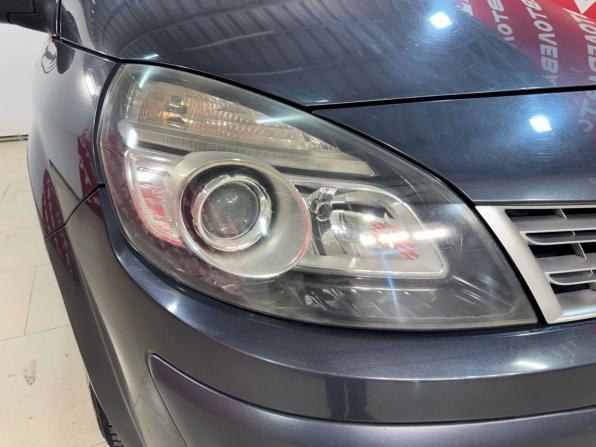 Renault Scenic II Рестайлинг с пробегом 2009 года, цена 499 000 рублей, 279754 км, компактвэн, Автокод Объявления