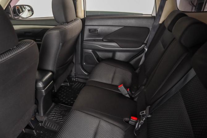 Mitsubishi Outlander III Рестайлинг 2 с пробегом 2017 года, цена 1 759 000 рублей, 163967 км, внедорожник, Автокод Объявления