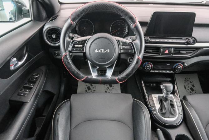 Kia Cerato IV с пробегом 2021 года, цена 2 099 000 рублей, 66000 км, седан, Автокод Объявления