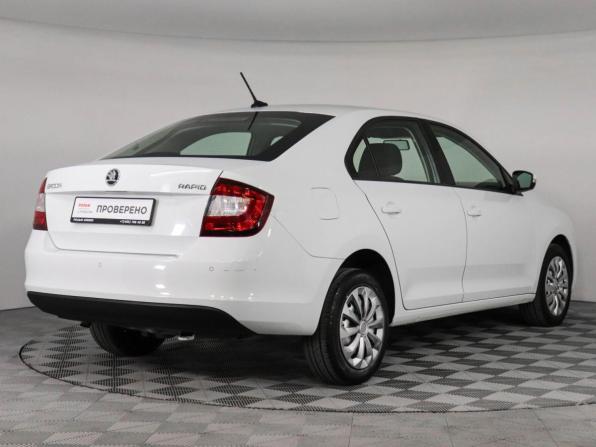 Skoda Rapid I Рестайлинг с пробегом 2019 года, цена 1 340 000 рублей, 90714 км, лифтбек, Автокод Объявления