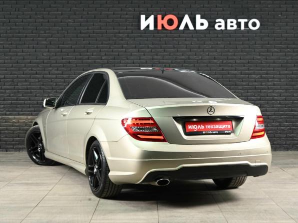 Mercedes-Benz C-Класс III (W204) Рестайлинг с пробегом 2012 года, цена 1 750 000 рублей, 146122 км, седан, Автокод Объявления