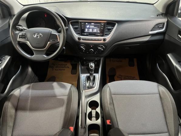 Hyundai Solaris II с пробегом 2018 года, цена 1 425 500 рублей, 141576 км, седан, Автокод Объявления