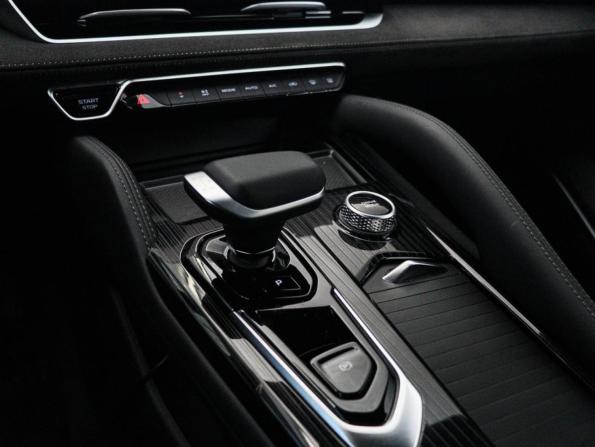 Geely Monjaro I с пробегом 2024 года, цена 3 650 000 рублей, 19162 км, внедорожник, Автокод Объявления